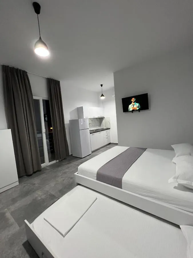 Vila Kledi Shëngjin